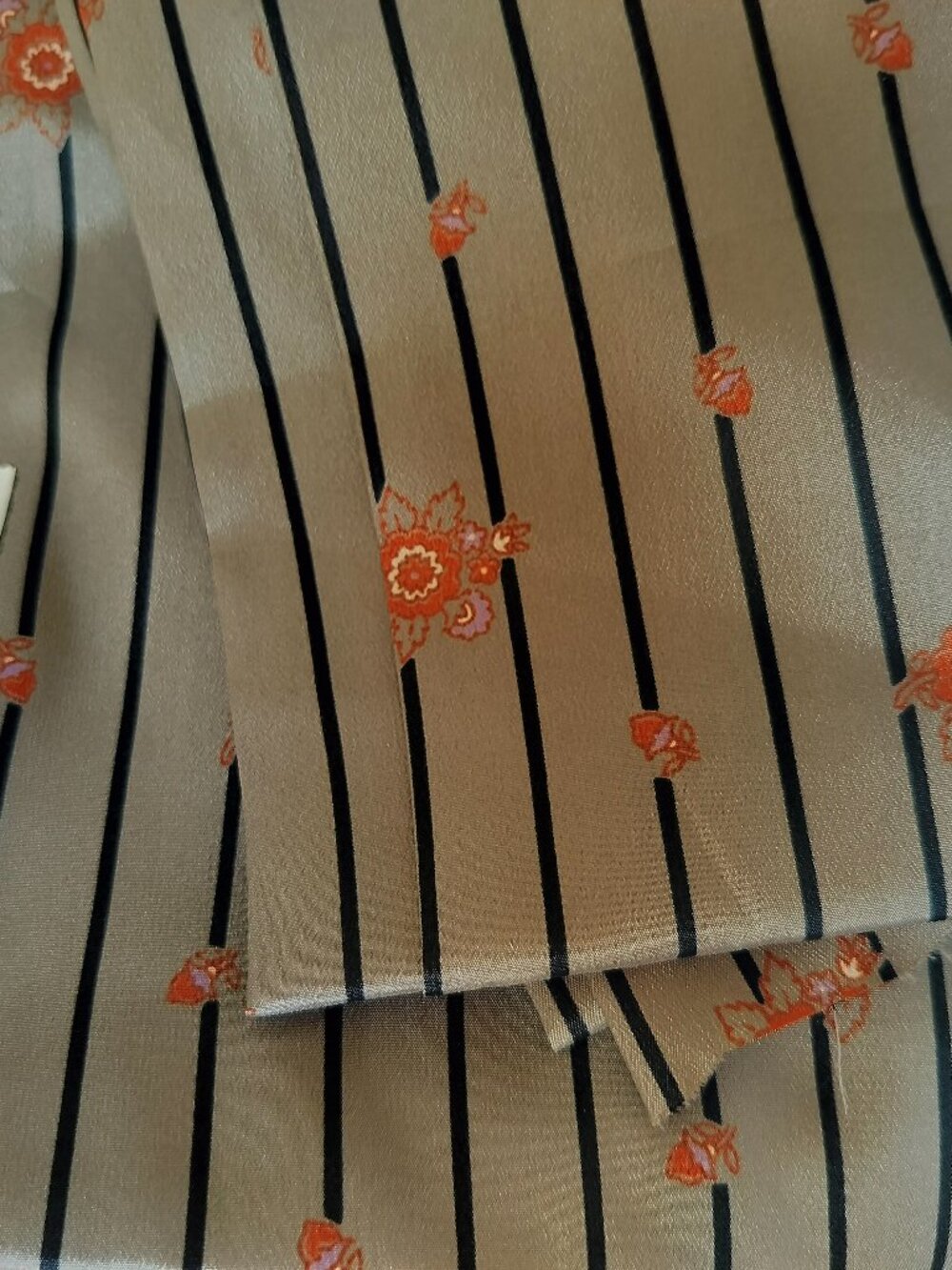 Vintage fabric - Silvery Satiny Stripes